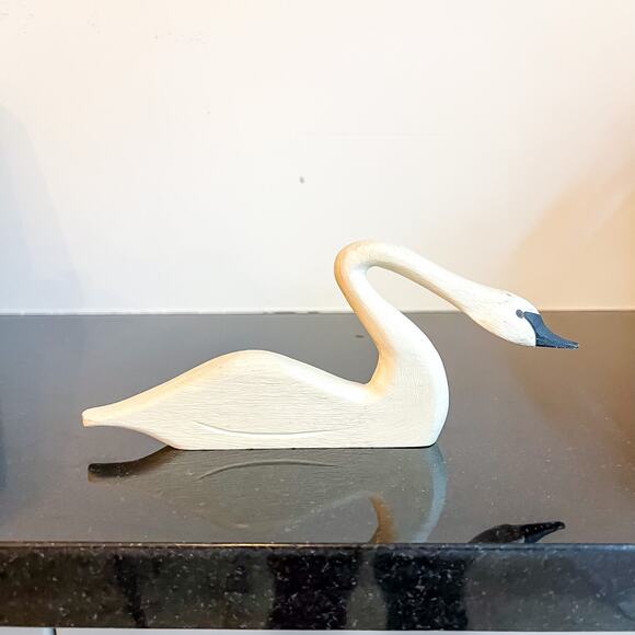 SET OF 3 BOYDS COLLECTION LTD HAND CARVED WHITE SWANS SIGNED J. DUDLEY - Picture 5 of 8